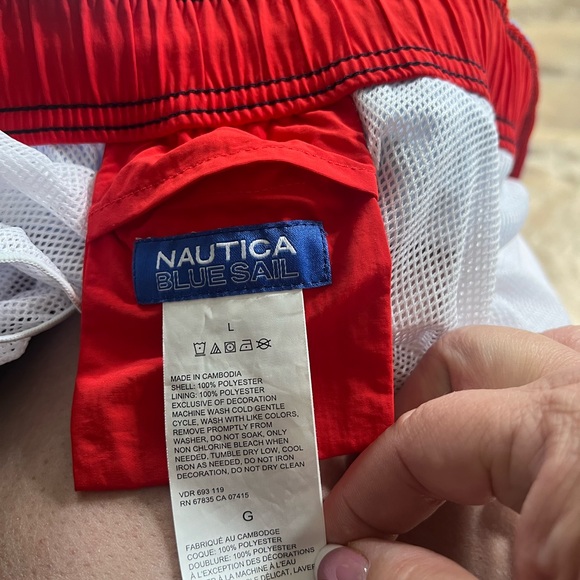 Nautica Blue Sail size large swimsuit - Picture 3 of 3